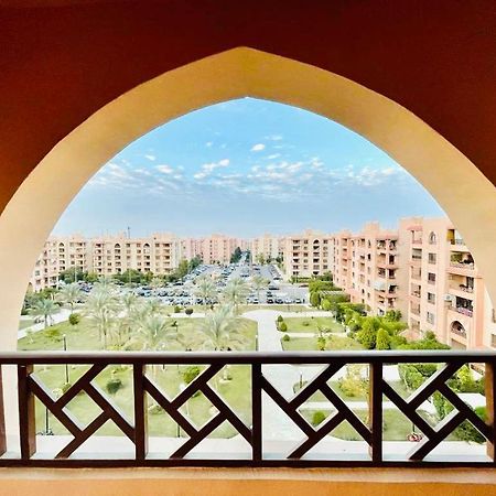 Luxurious 3 Bedroom Rustic Apartment Overlooking Huge Garden - For Families And Couples Cairo Exterior foto