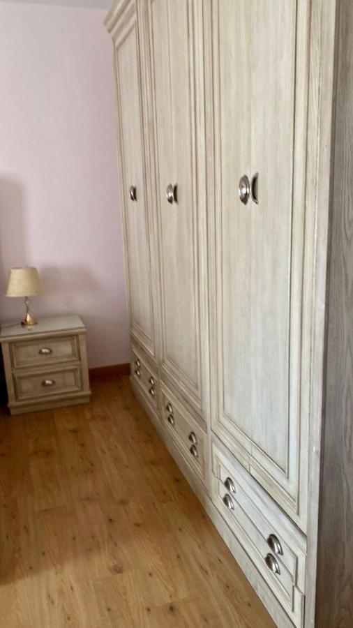 Luxurious 3 Bedroom Rustic Apartment Overlooking Huge Garden - For Families And Couples Cairo Exterior foto