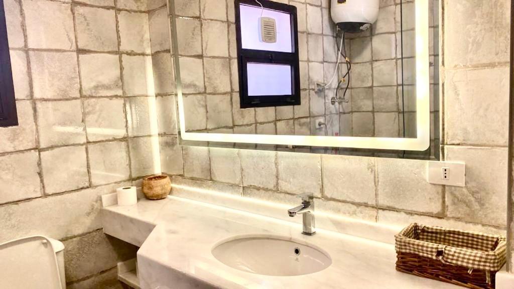 Luxurious 3 Bedroom Rustic Apartment Overlooking Huge Garden - For Families And Couples Cairo Exterior foto