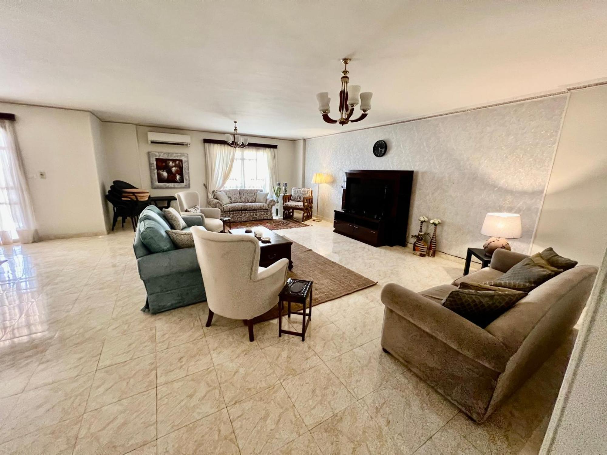 Luxurious 3 Bedroom Rustic Apartment Overlooking Huge Garden - For Families And Couples Cairo Exterior foto